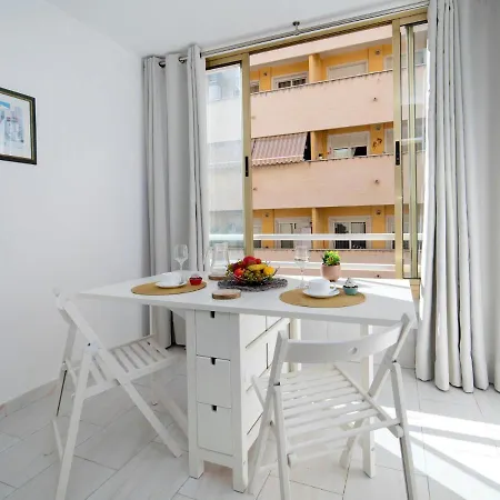 Apolo Vi-6 By Interhome קלפה